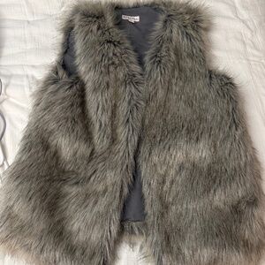 Fur vest